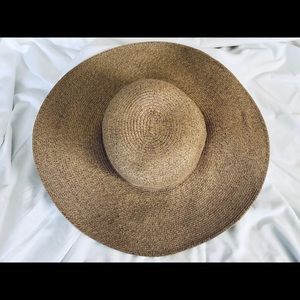 Floppy straw hat